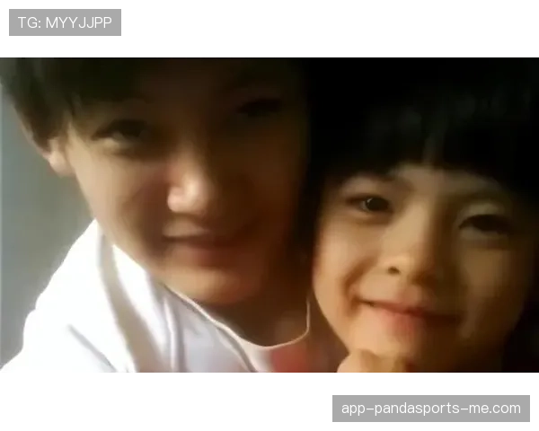 杨力维那生活节奏，看着像随手奢侈删微信好友级别的狠劲儿！