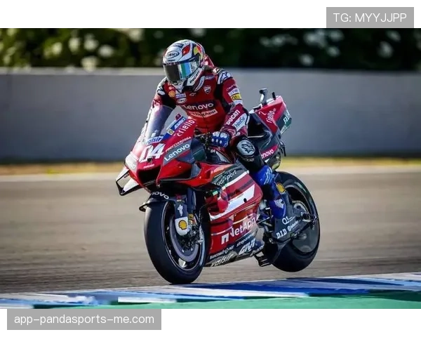 萨卡与马赫雷斯边路技术风格及进攻参与度对比分析