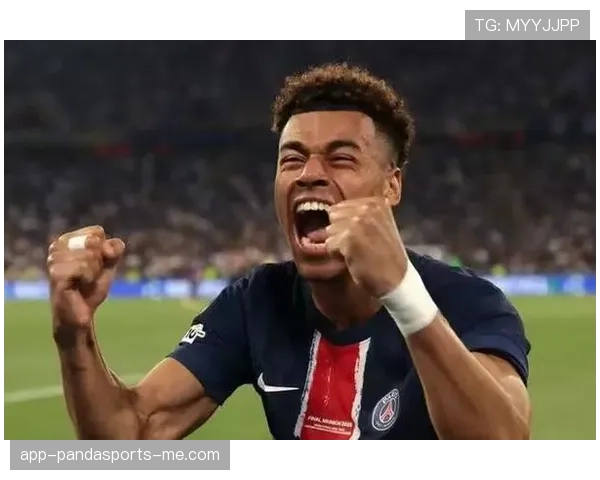 巴黎圣日耳曼强强对话中越踢越被动，防守问题逐步反映至争冠形势